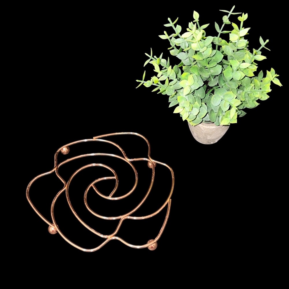 Rose Gold Metal Wire Rose Flower Spiral Trivet Hot Pad Kitchen Decor 7.5 Inch